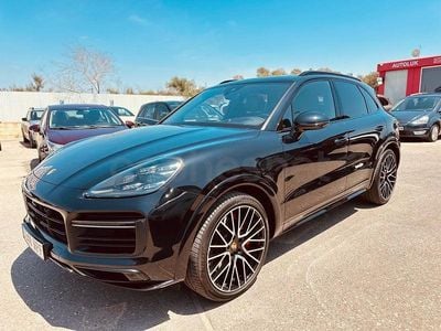 Usado Porsche Cayenne Turbo 550 CV (404 kW) 2020 Negro SUV