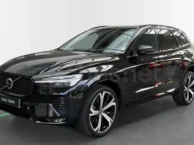 Usado Volvo XC60 Plus 250 CV (183 kW) 2025 Negro SUV