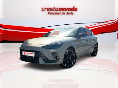 Usado Cupra Leon 204 CV (150 kW) 2025 Blanco
