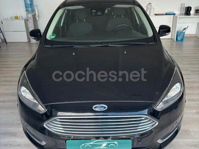 Usado Ford Focus Business Edition 120 CV (88 kW) 2017 Negro Familiar