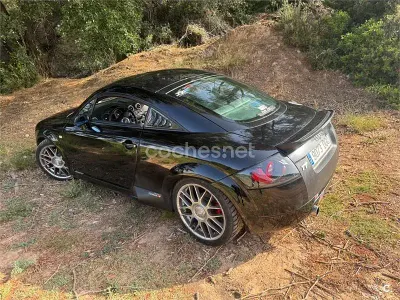 Begagnad Audi TT 180 HK (132 kW) 1999 Svart Sportkupé