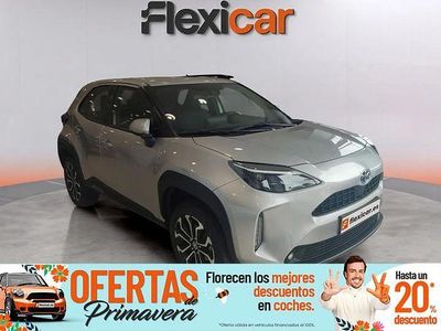 Usado Toyota Yaris Hybrid Active 116 CV (85 kW) 2024 Gris