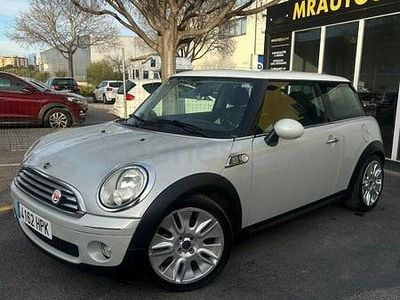 Usado Mini Cooper 122 CV (89 kW) 2010 Gris / plata Utilitario
