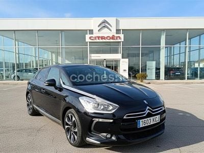Usado Citroën DS5 200 CV (147 kW) 2014 Negro Utilitario