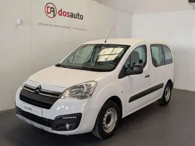 Usado Citroën e-Berlingo Live 102 CV (75 kW) 2018 Blanco Monovolumen