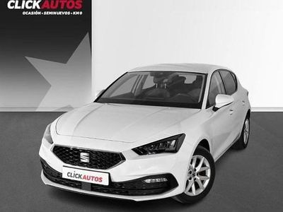 Usado Seat Leon Style 130 CV (95 kW) 2024 Plata