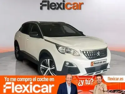 Usado Peugeot 3008 Allure 130 CV (95 kW) 2020 Blanco SUV