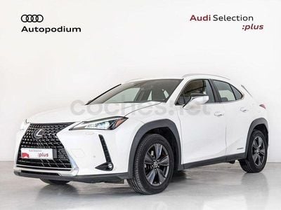 Usado Lexus UX Business Edition 184 CV (135 kW) 2019 Blanco SUV