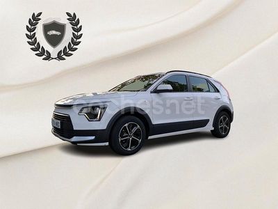 Usado Kia Niro 141 CV (103 kW) 2022 Blanco SUV