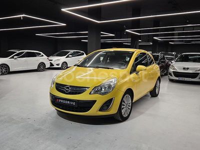 Amarillo Usado 2011 Opel Corsa Berlina | 6499 € (Un poco caro)