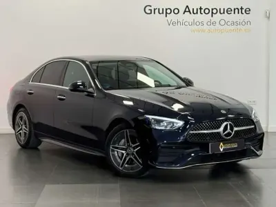 Occasion Mercedes E300 AMG 313 PK (230 kW) 2023 Blauw Sedan