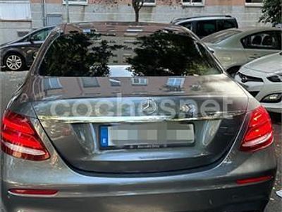 Gris / plata Usado 2016 Mercedes E220 Berlina | 31.000 €