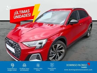 Rojo Usado 2025 Audi A3 Ambiente Berlina | 37.190 €