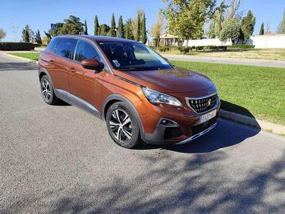 Usado Peugeot 3008 Allure 150 CV (110 kW) 2016 Naranja SUV