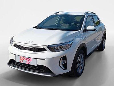 Usado Kia Stonic 84 CV (61 kW) 2023 Blanco SUV