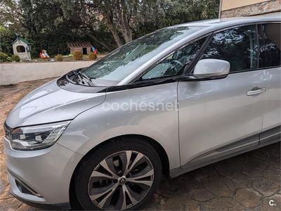 Usado Renault Scénic IV Zen 140 CV (102 kW) 2018 Gris / plata Monovolumen