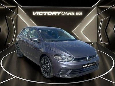 Gris / plata Usado 2021 VW Polo Berlina | 14.995 € (Precio justo)