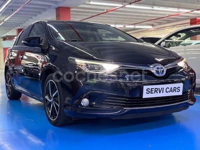 Toyota Auris Hybrid