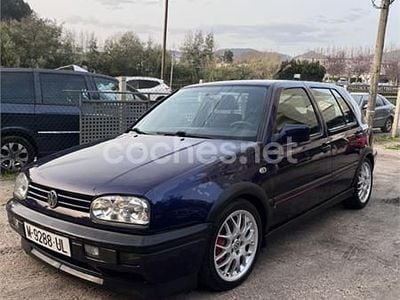 Usado VW Golf III Edition 115 CV (84 kW) 1996 Violeta / lila Berlina