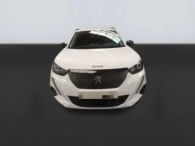 Usado Peugeot 2008 Allure 110 CV (80 kW) 2022 Blanco SUV