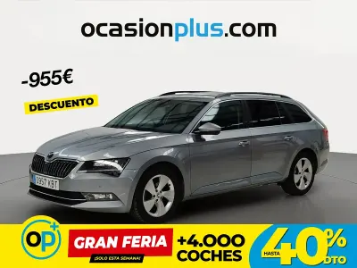 Usado Skoda Superb Ambition 120 CV (88 kW) 2017 Gris Familiar