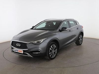 Infiniti QX30