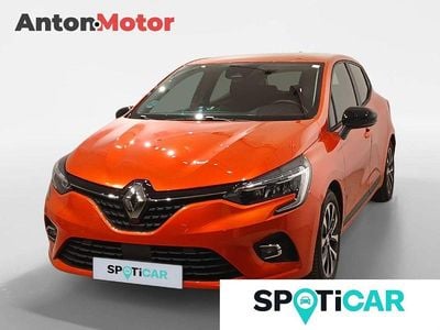 Usado Renault Clio V Techno 140 CV (102 kW) 2022 Naranja Berlina
