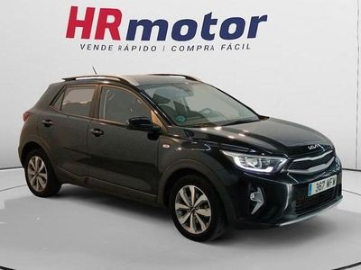 Usado 2023 Kia Stonic SUV | 13.640 € (Buen precio)