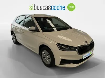 Usado Skoda Fabia Active 95 CV (69 kW) 2022 Blanco Utilitario
