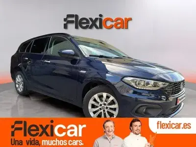 Usado Fiat Tipo Easy 120 CV (88 kW) 2019 Negro Familiar