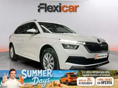 Usado Skoda Kamiq Ambition 110 CV (80 kW) 2021 Blanco SUV