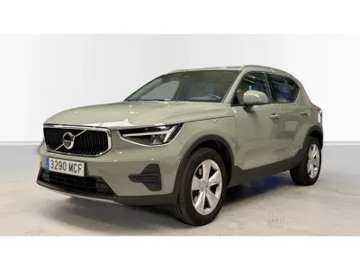 Usado Volvo XC40 Core 163 CV (119 kW) 2022 Verde SUV