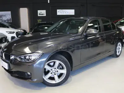 Begagnad BMW 320 Comfort Edition 184 HK (135 kW) 2015 Grå Sedan