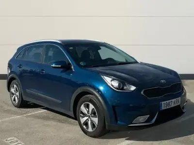 Usado Kia Niro 141 CV (103 kW) 2018 Azul SUV