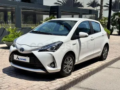 Usado Toyota Yaris Hybrid