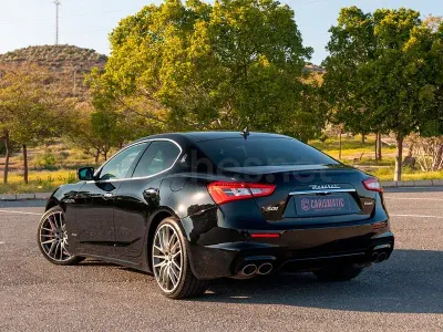 Usado Maserati Ghibli 430 CV (316 kW) 2020 Negro Berlina