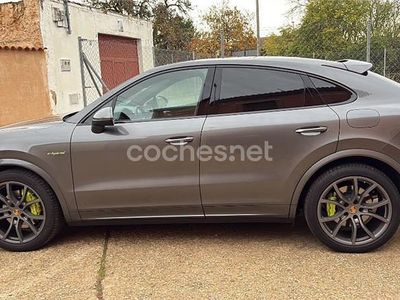 Gris / plata Usado 2020 Porsche Cayenne SUV | 74.900 € (Caro)