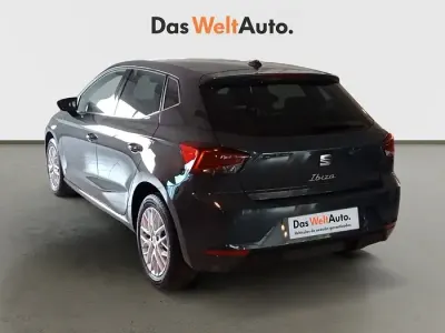 Usado Seat Ibiza XCELLENCE 115 CV (84 kW) 2025 Gris Utilitario