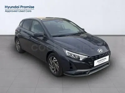 Nuevo Hyundai i20 100 CV (73 kW) 2025 Gris / plata Utilitario