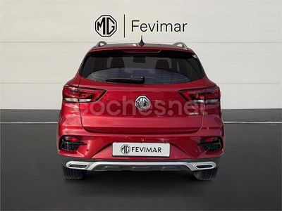 Usado MG ZS Luxury 106 CV (77 kW) 2024 Rojo SUV