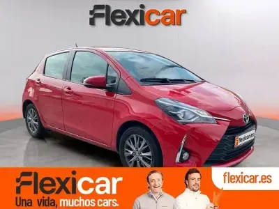 Używany Toyota Yaris Active 69 KM (50 kW) 2018 Czerwony