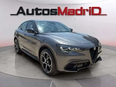 Usado Alfa Romeo Stelvio Veloce 211 CV (155 kW) 2023 Gris SUV