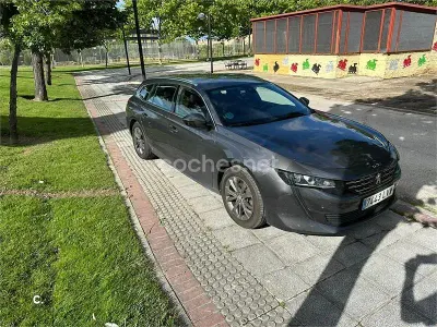 Usado Peugeot 508 SW Active 130 CV (95 kW) 2022 Marrón Familiar