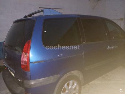 Peugeot 807