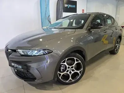 Usado Alfa Romeo Tonale Sprint 130 CV (95 kW) 2024 Gris SUV