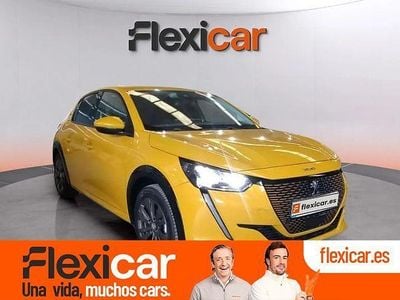 Usado Peugeot e-208 Allure 100 kW (136 CV) 2021 Amarillo Utilitario