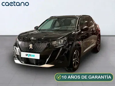 Usado Peugeot 2008 Allure 100 CV (73 kW) 2022 Negro SUV