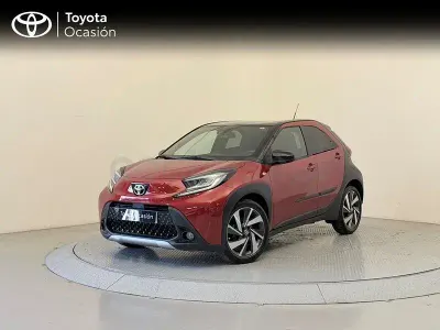 Usado Toyota Aygo X Edition 72 CV (52 kW) 2022 Rojo SUV