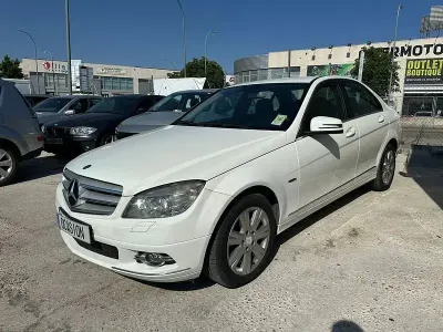 Usado Mercedes C250 204 CV (150 kW) 2010 Blanco Berlina