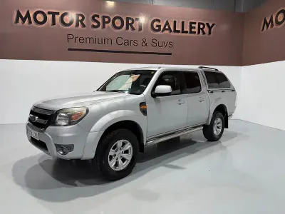 Usado Ford Ranger XLT 143 CV (105 kW) 2010 Gris / plata Pickup/Camioneta